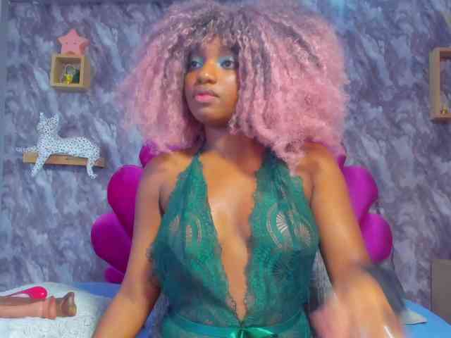 EMMA_PARIS webcam
