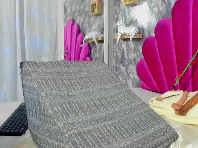 EMMA_PARIS webcam