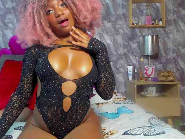 EMMA_PARIS webcam