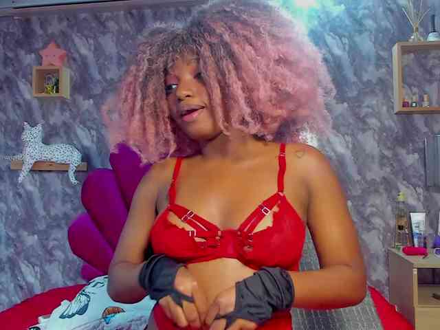 EMMA_PARIS webcam