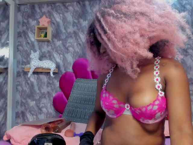EMMA_PARIS webcam