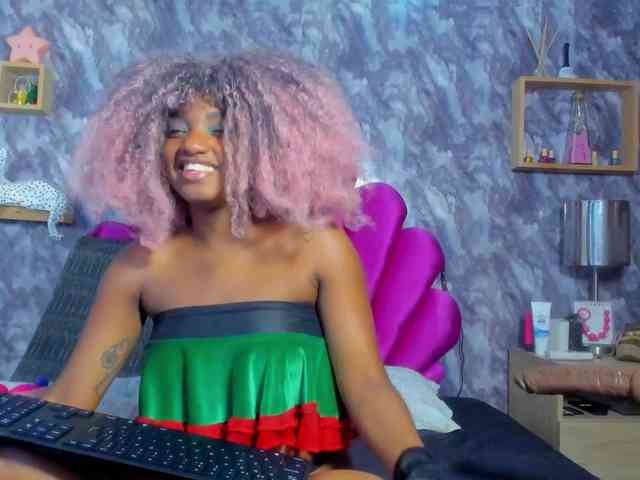 EMMA_PARIS webcam