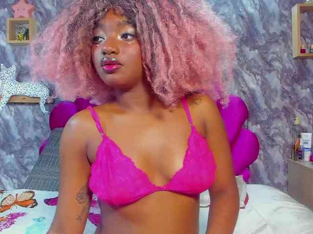 EMMA_PARIS webcam