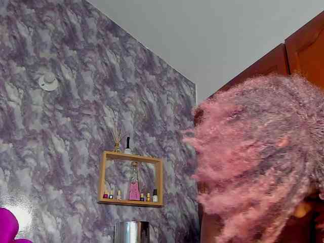 EMMA_PARIS webcam