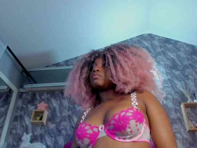 EMMA_PARIS webcam