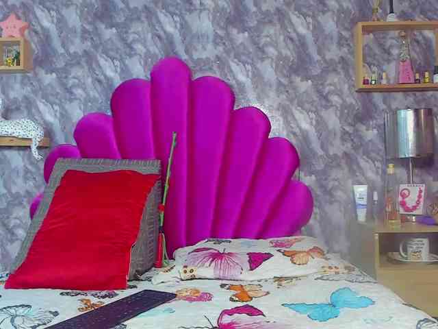 EMMA_PARIS webcam