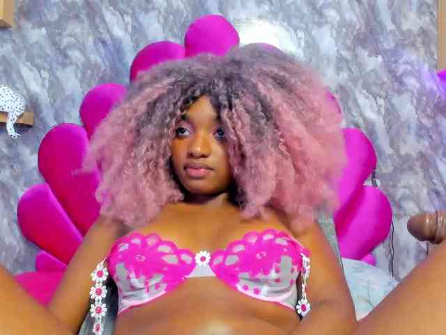 EMMA_PARIS webcam