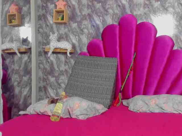 EMMA_PARIS webcam