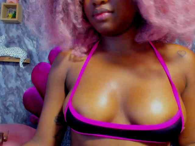 EMMA_PARIS webcam