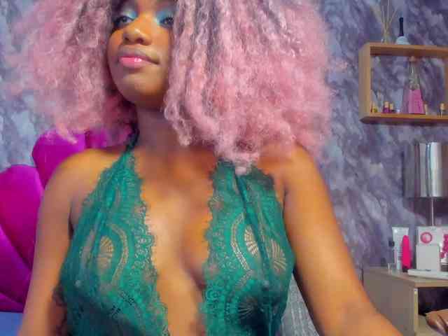 EMMA_PARIS webcam