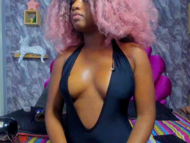 EMMA_PARIS webcam