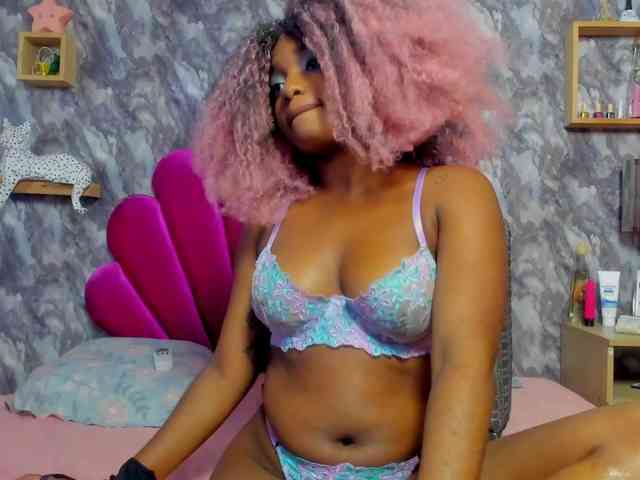 EMMA_PARIS webcam