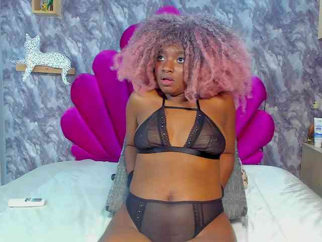 EMMA_PARIS webcam