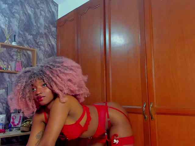 EMMA_PARIS webcam