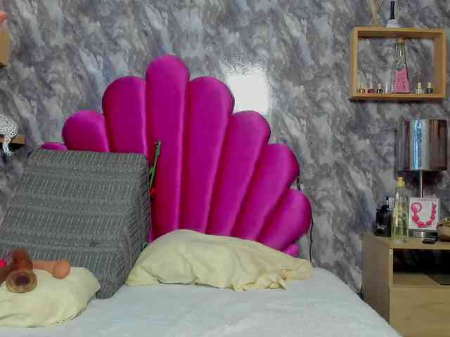 EMMA_PARIS webcam