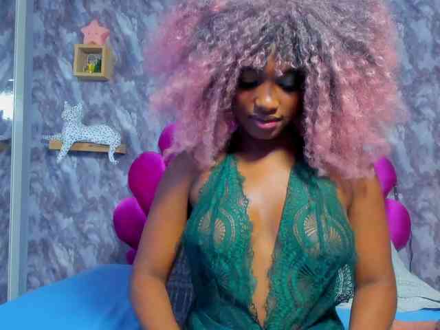 EMMA_PARIS webcam