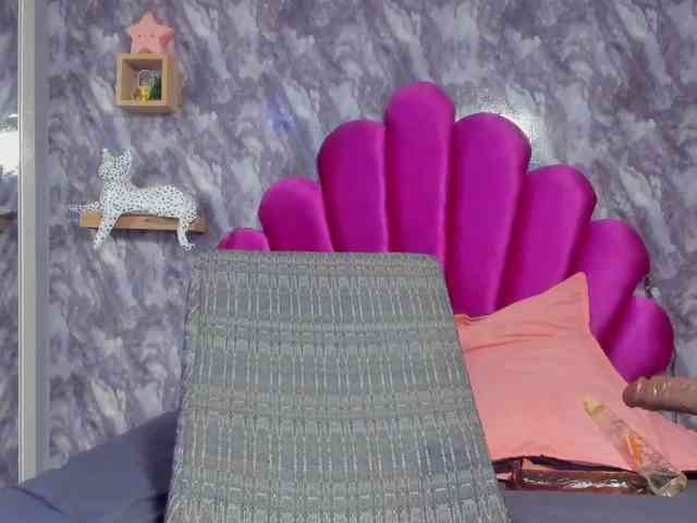 EMMA_PARIS webcam