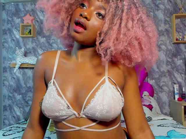 EMMA_PARIS webcam