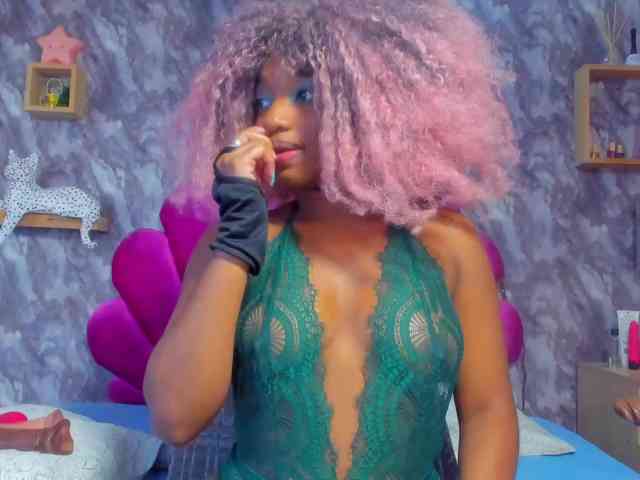 EMMA_PARIS webcam