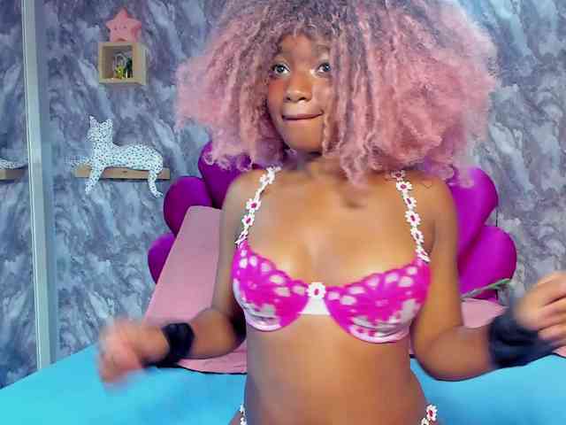 EMMA_PARIS webcam