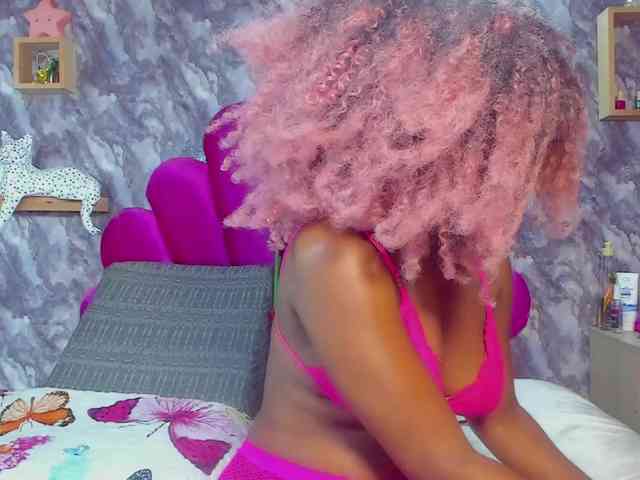 EMMA_PARIS webcam