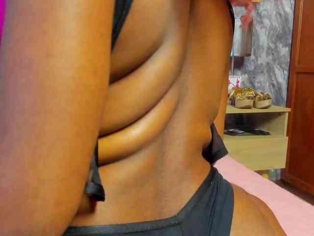 EMMA_PARIS webcam