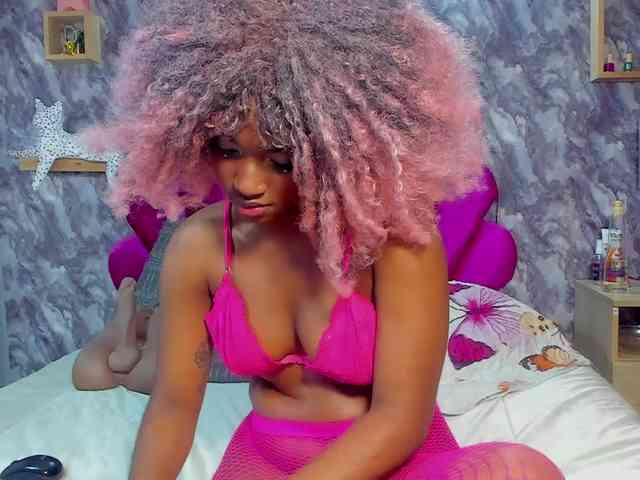 EMMA_PARIS webcam