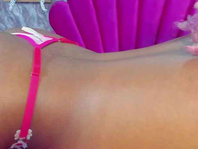 EMMA_PARIS webcam