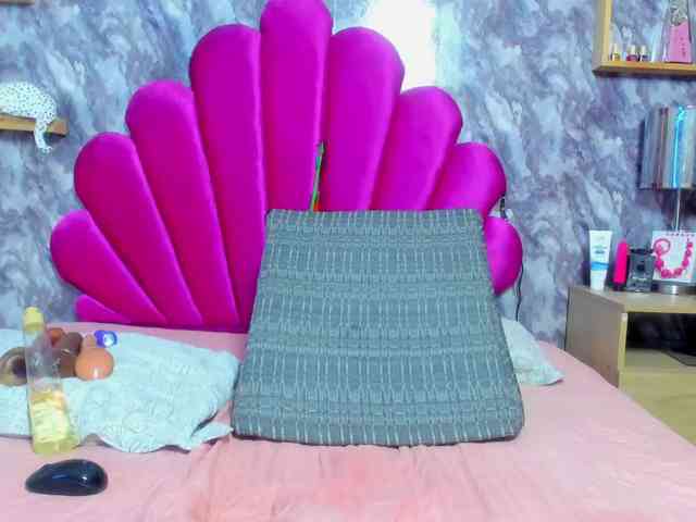 EMMA_PARIS webcam