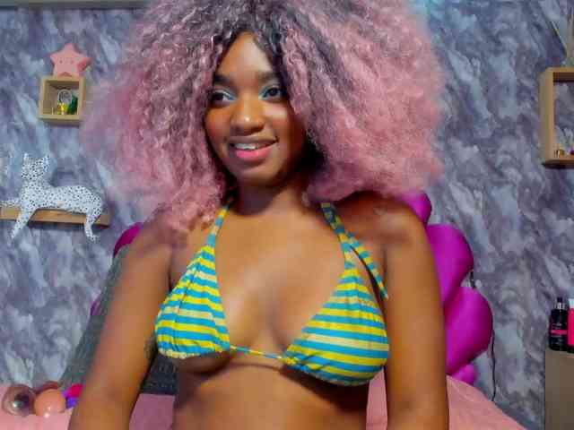EMMA_PARIS webcam