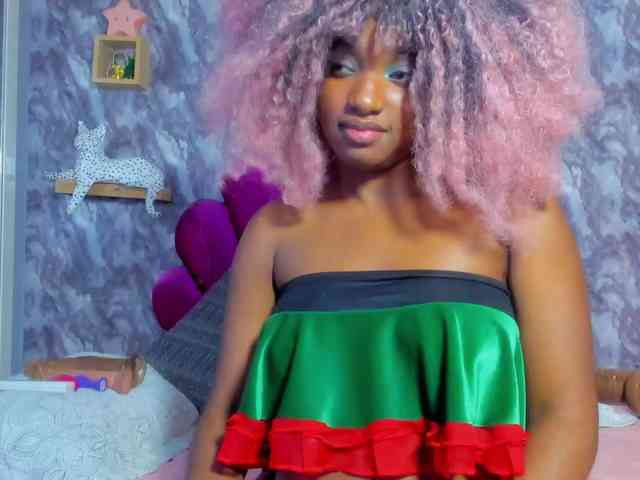 EMMA_PARIS webcam