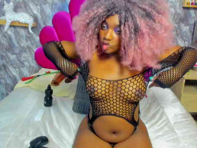 EMMA_PARIS webcam