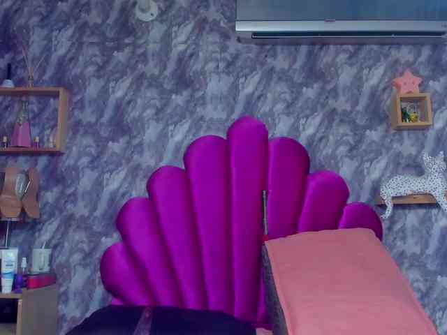 EMMA_PARIS webcam