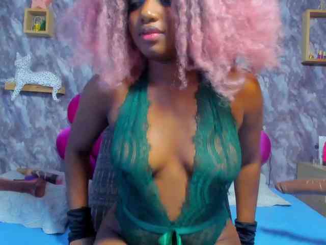 EMMA_PARIS webcam