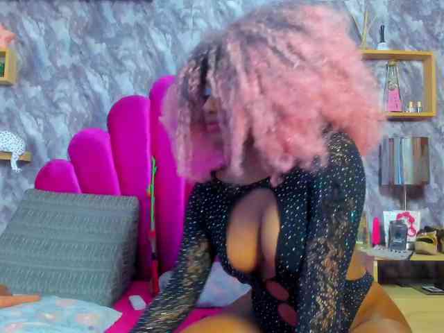 EMMA_PARIS webcam