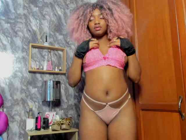 EMMA_PARIS webcam