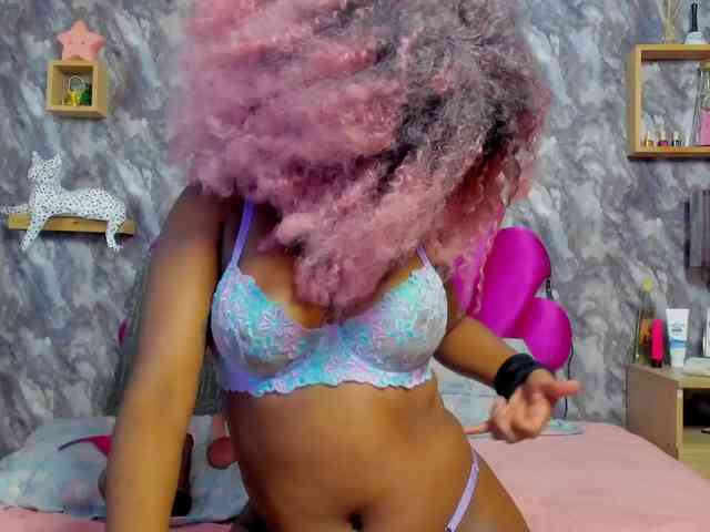 EMMA_PARIS webcam