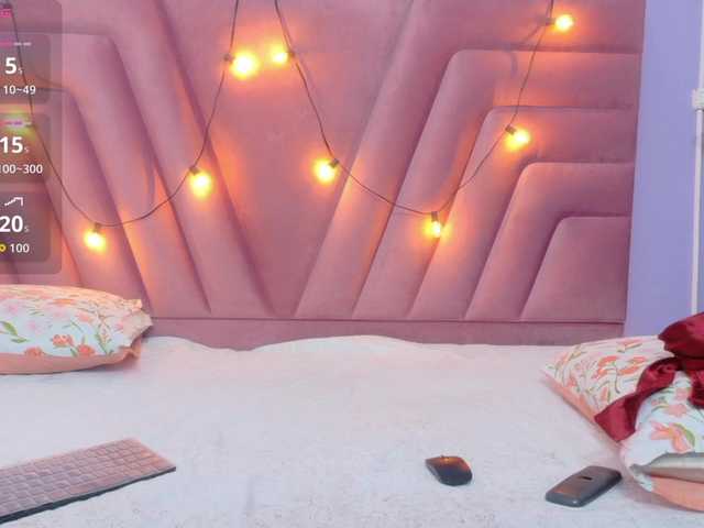 horny18girl's BongaCams show and profile