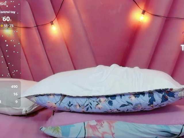 horny18girl's BongaCams show and profile