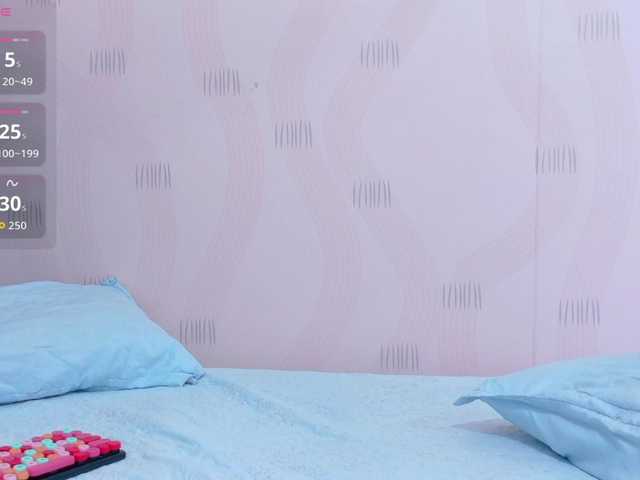 horny18girl's BongaCams show and profile