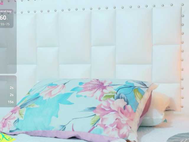 horny18girl's BongaCams show and profile