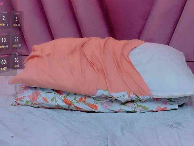 horny18girl webcam