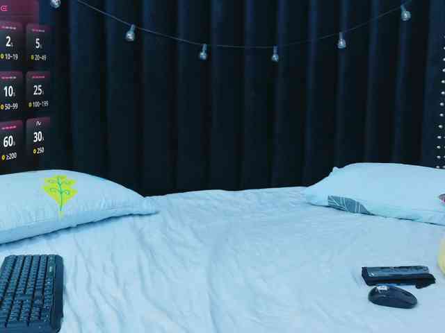 horny18girl horny18girl