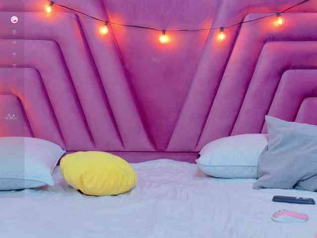 horny18girl webcam
