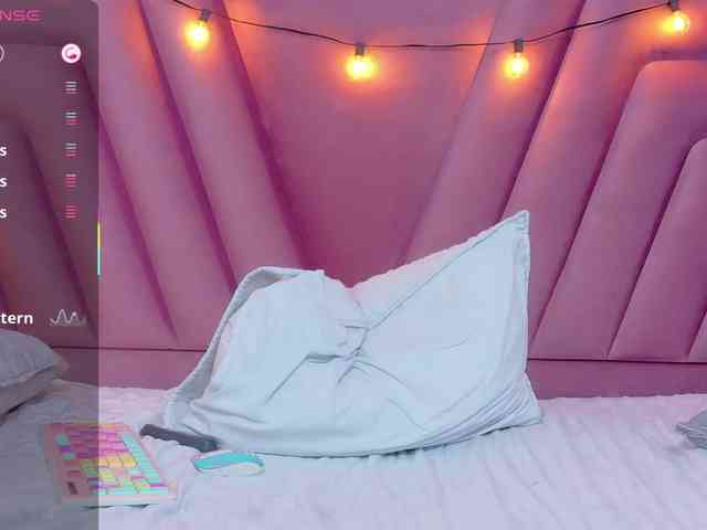 horny18girl webcam