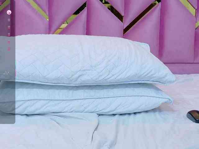 horny18girl webcam