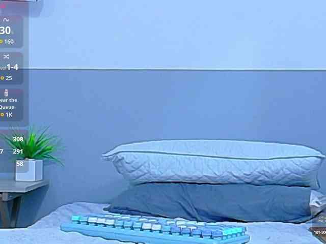 horny18girl webcam