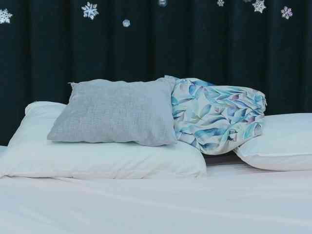 horny18girl horny18girl