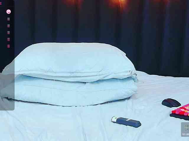 horny18girl webcam