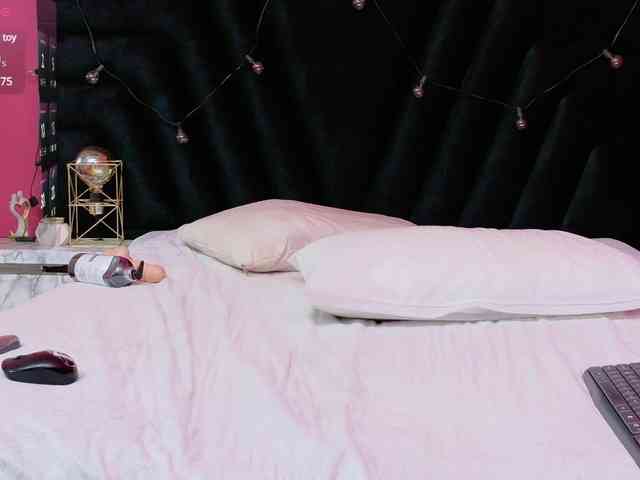 horny18girl webcam